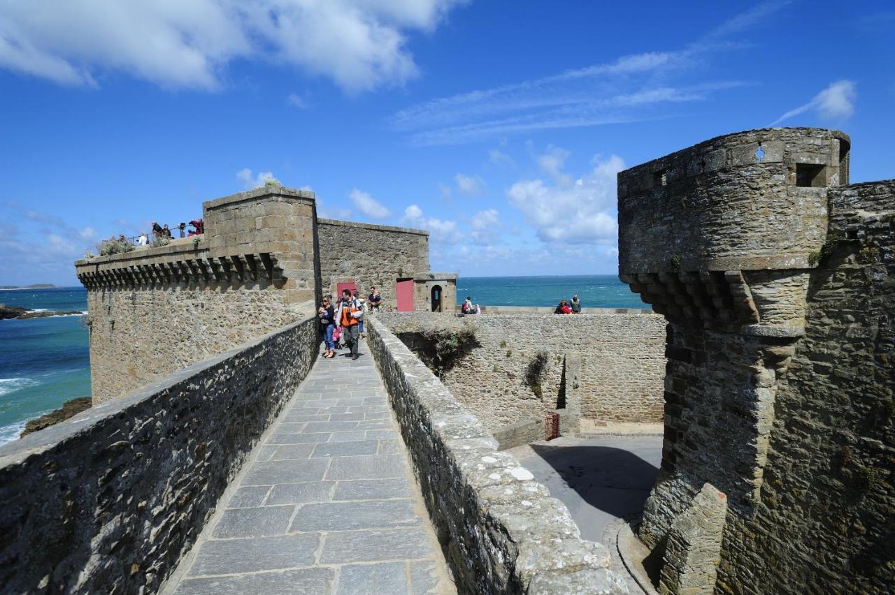 Cancale, Centre Ville, Triplex Le Pecheur Appartamento Esterno foto